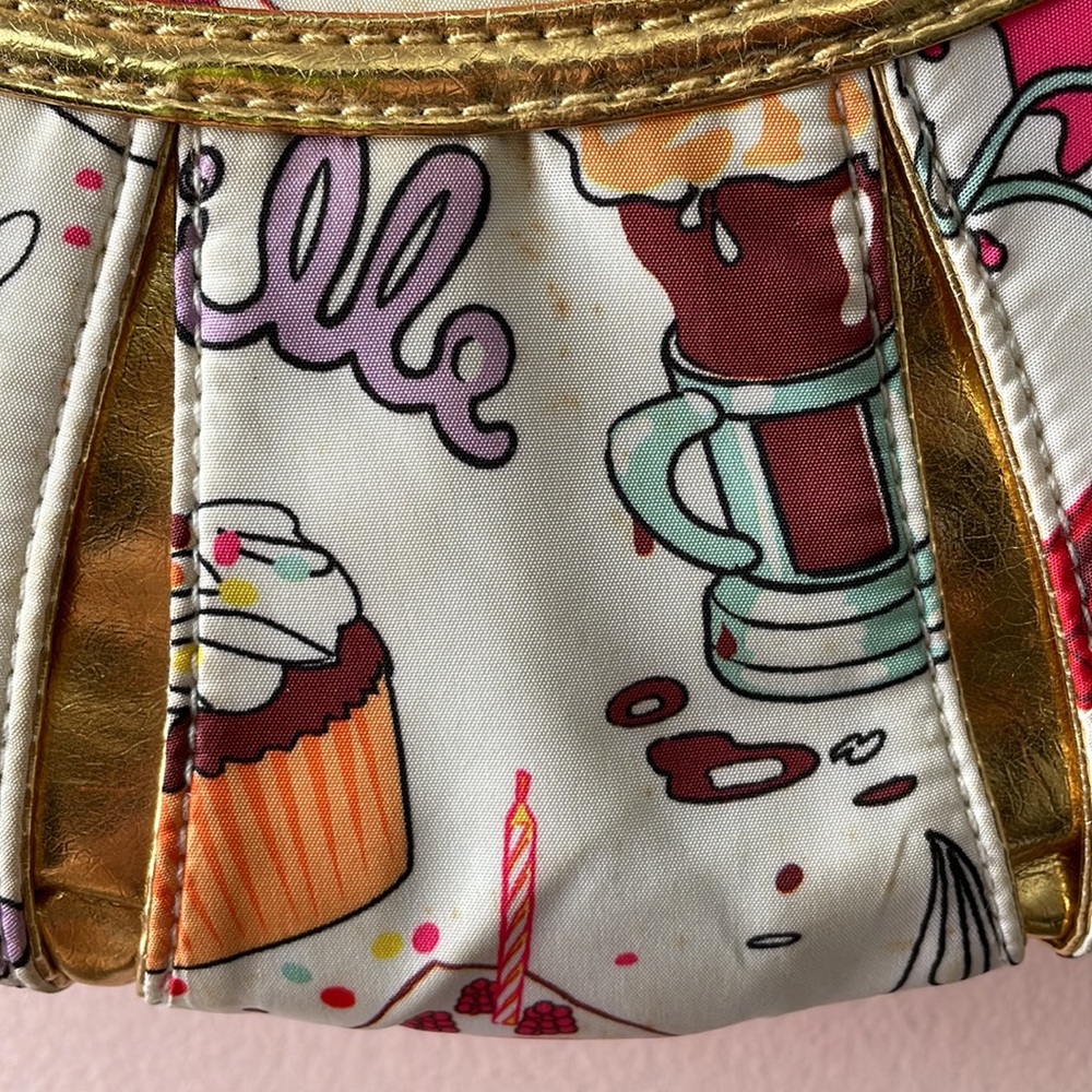 Y2K SM hobo sweet treats white Betsey Johnson Betseyville shoulder bag - Picture 6 of 13